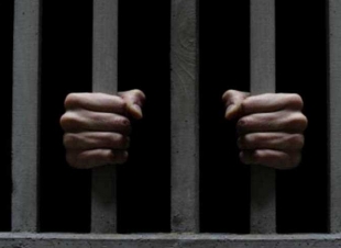 احتجاز عاطلين بتهمة اختطاف طفل بالقرب من مدرسة في محافظة البحيرة